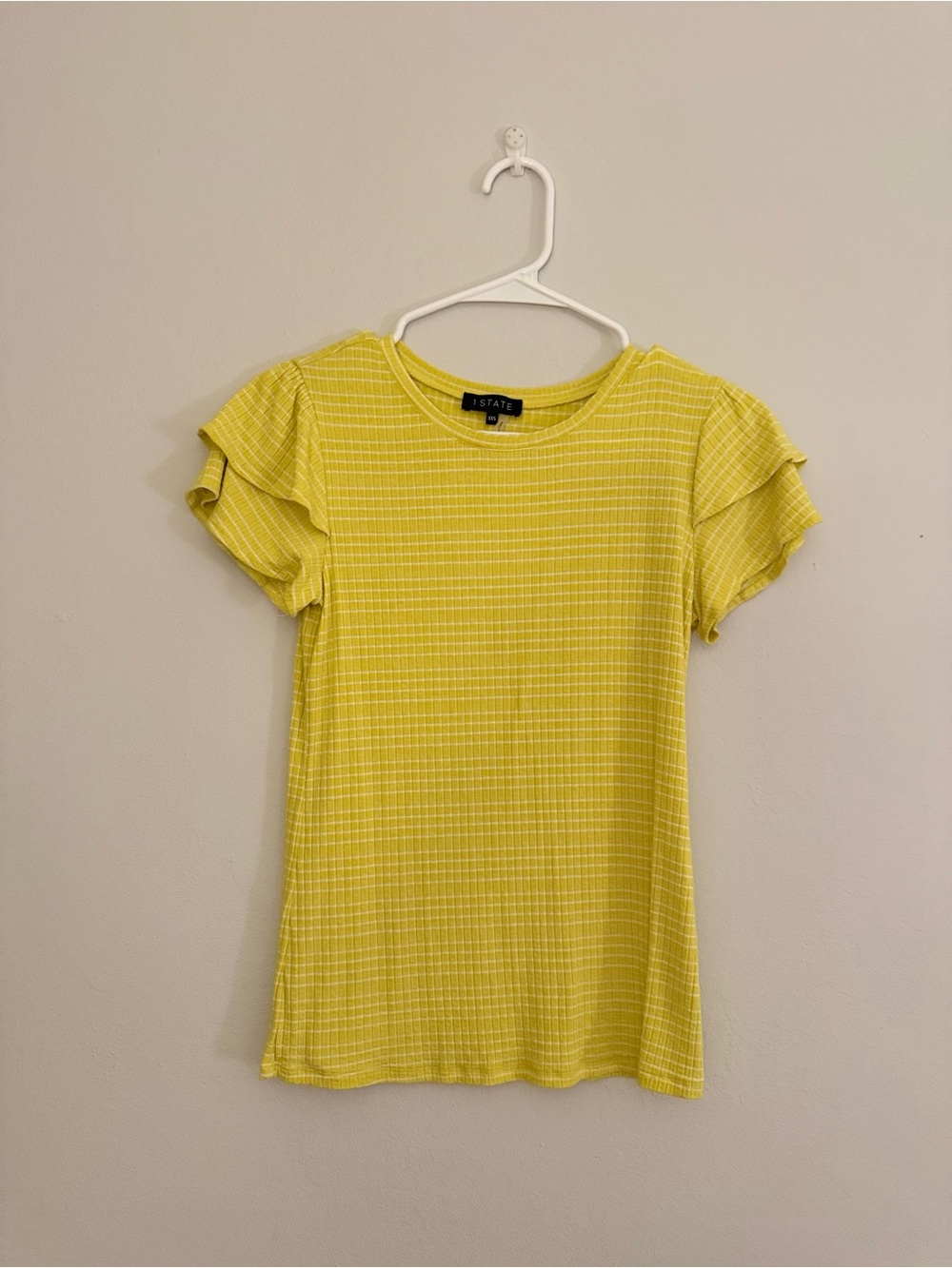 1.STATE Ruffle Sleeve Shirt